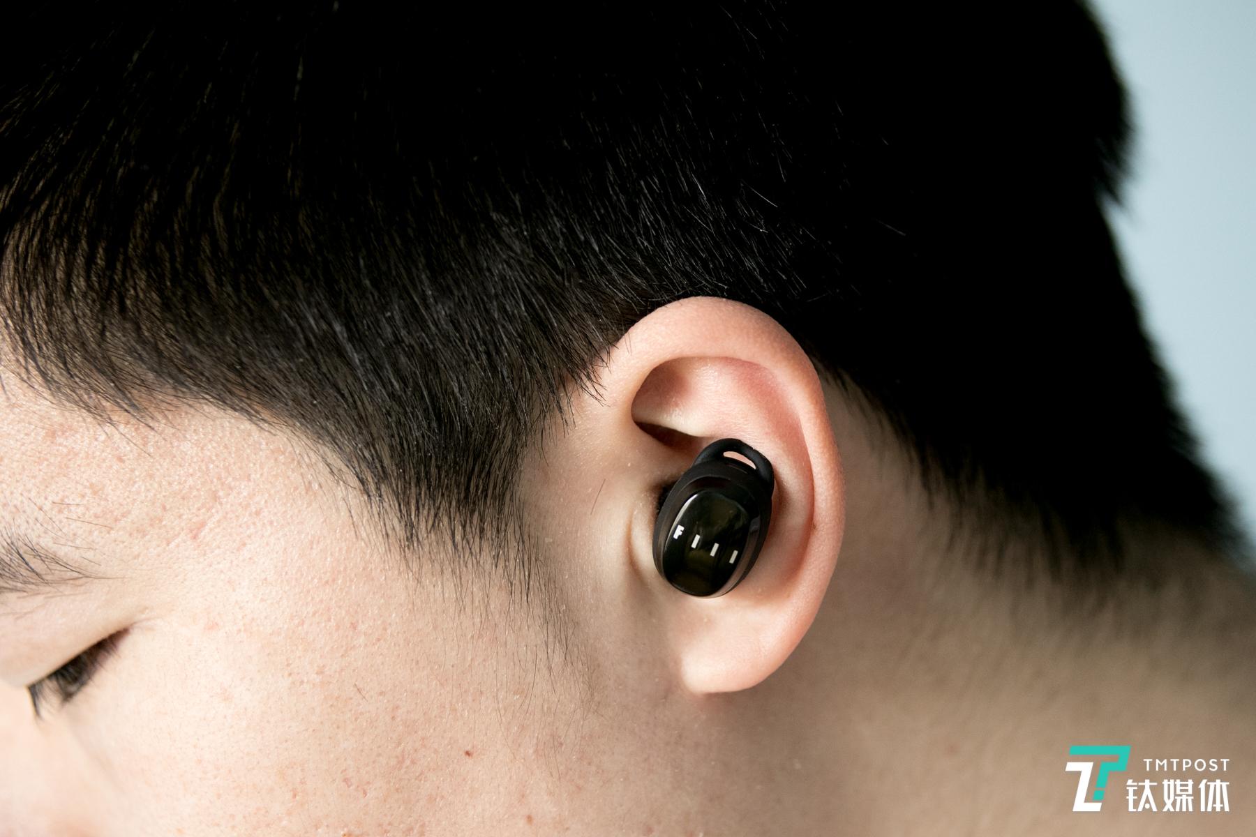 蓝牙5.0、6小时续航,FIIL T1真无线运动耳机评测 | 钛极客