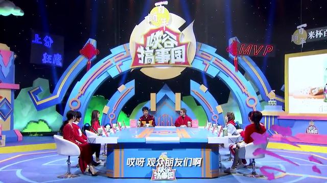 向太陈岚年轻时倾国倾城,美貌不输郭碧婷,在巩俐旁毫不输!