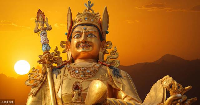 世界第一大的“莲花生大士”塑像