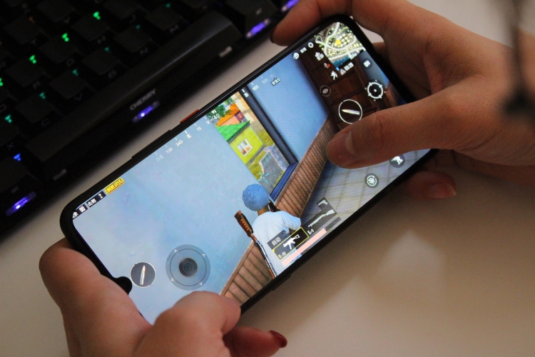 iQOO东半球最强游戏手机的背后