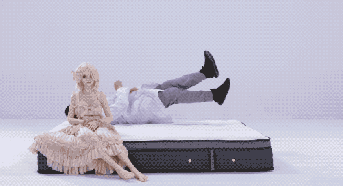 为了睡个好觉，我把20000块的床垫全拆了！