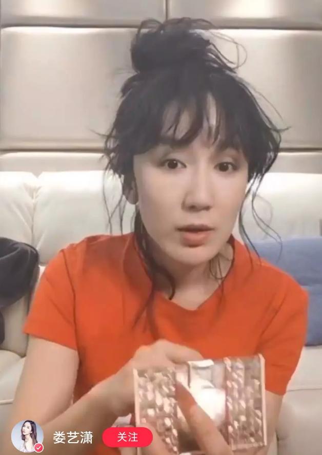 雪莉最新外网生图,牙齿有点黄但身材真好,这皮肤就叫肤如凝脂吧