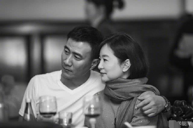胡军大赞女儿“九九”舞台表现力强，看来又一个星二代要出道了