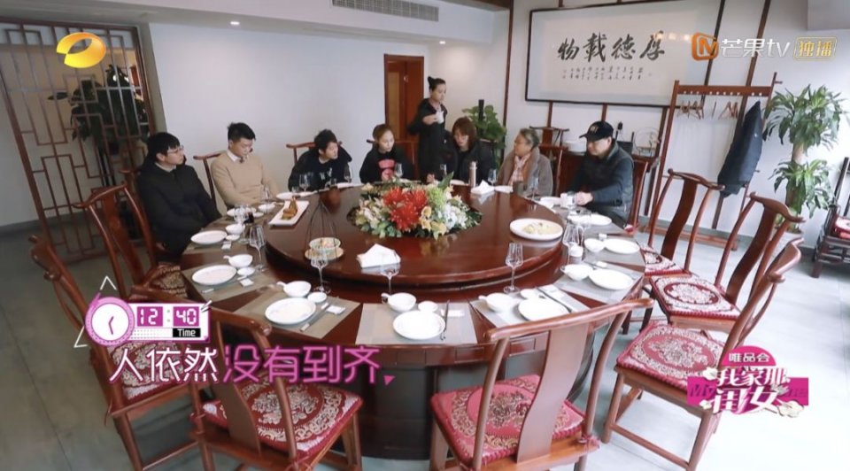 娱乐圈最好命女星居然被虐到突然狂哭不止？精神操纵法是下蛊术吗？