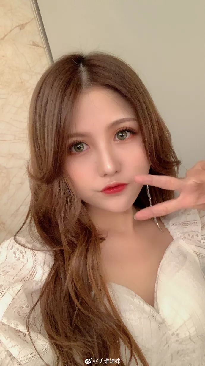 尴不尴尬！又一对好闺蜜，因为一男的撕掰了……