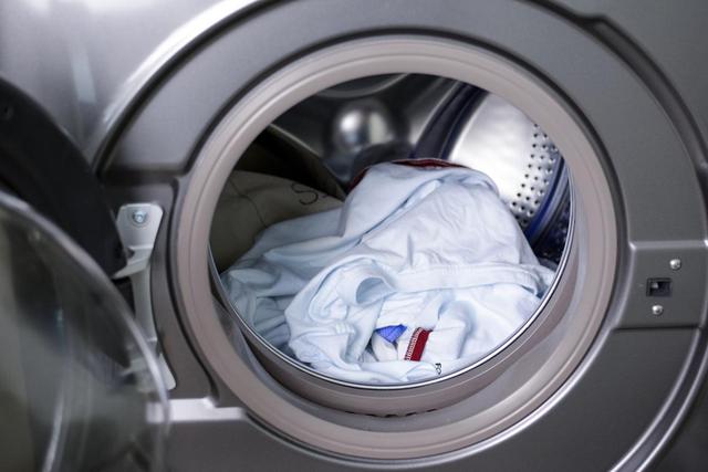 家里洗衣机比马桶还脏？其实洗衣机也会给自己洗澡