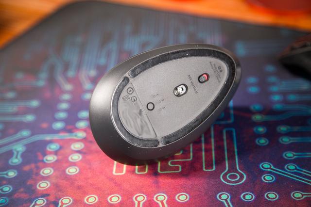 最佳办公鼠标?罗技 Logitech MX Vertical 垂直鼠标测评体验