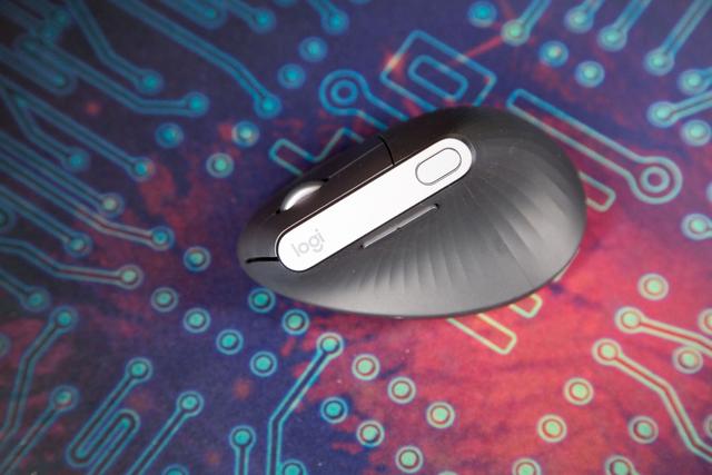 最佳办公鼠标?罗技 Logitech MX Vertical 垂直鼠标测评体验