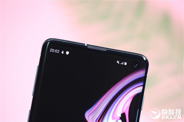 超感官全视屏旗舰！三星S10真机图赏