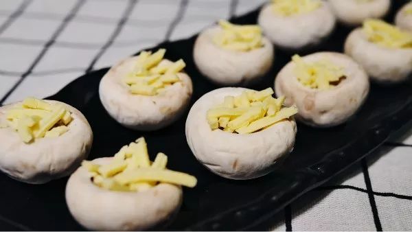沈阳这家泥炉烤肉店，实在很“狂野”！