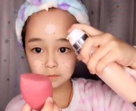 额头的头发,为什么叫做刘海,而不叫做李海,张海?让人哭笑不得