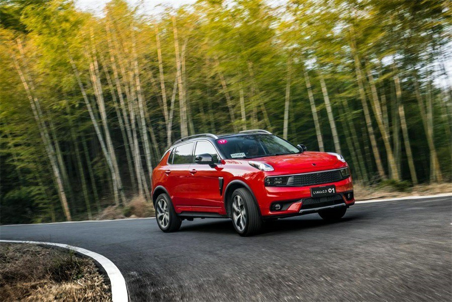 没有对比就没有伤害，领克01没出手就先败给了星途TX