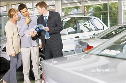 买车时有些4S店会免费赠送贴膜，想过为什么吗？你可长点心吧