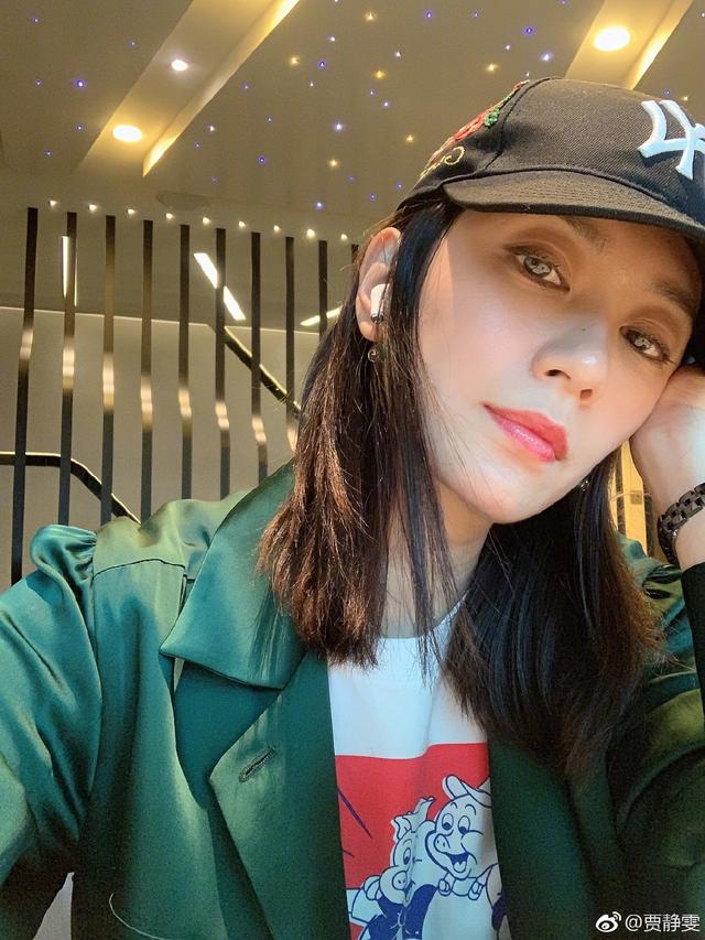 李英爱8岁女儿近照,长开后比咘咘还漂亮,鼻子脸型就赢在起跑线