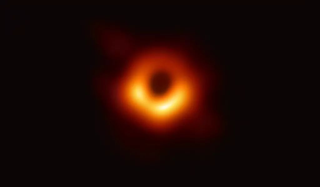 人类史上首张黑洞照片来了！这件事为什么那么重要？