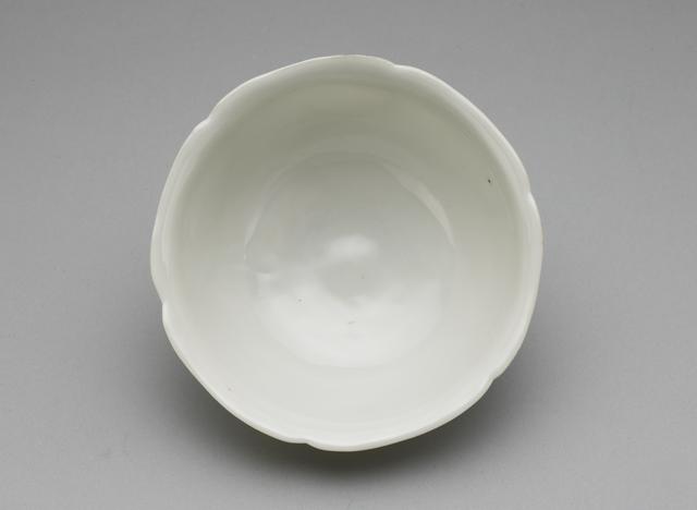 永乐官窑甜白釉茶钟,茶器中的珍品