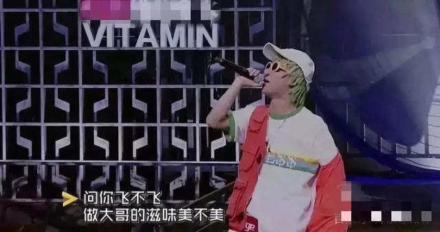 嘻哈歌手bridge婚礼现场曝光！一头脏辫超抢眼，面对妻子秒害羞！