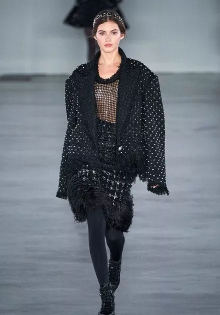 balmain巴尔曼女装为什么受宋茜、张韶涵等女明星喜欢?balmain巴尔曼设计师是谁?