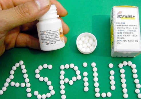 长时间服用阿司匹林有出血危险，为什么还要吃？来看看医生怎么说