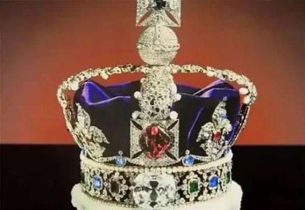 世界六大无价之宝, 图坦卡蒙黄金面具: 世界无价之宝排名第一