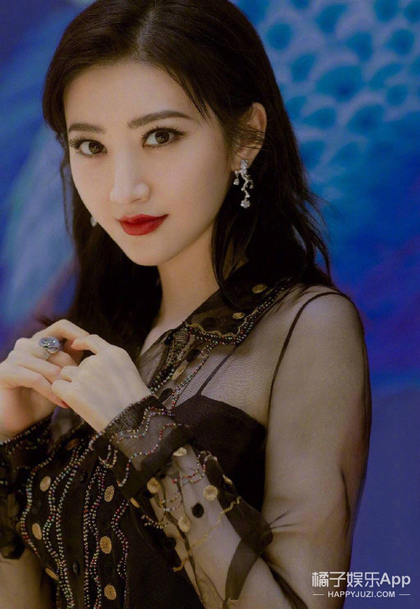她一下子胖了这么多？