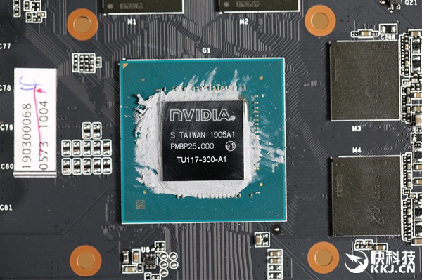 设计眼前一亮！影驰GTX 1650显卡拆解图赏