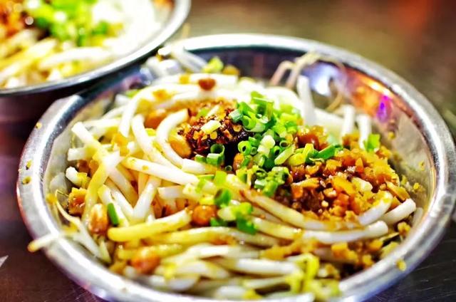 贵阳人心里的素粉,又酸又馊就是地道的味道