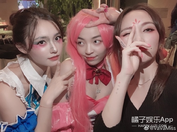 圈子真是小，这位归国女爱豆竟和他在一起了？