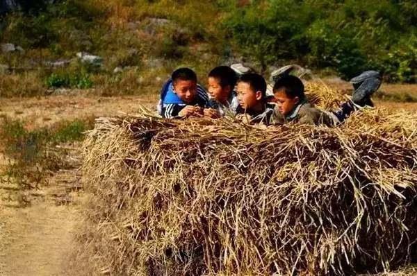 又一波回忆终成回忆“小霸王”就此别过!80后回忆盘点,说好不哭