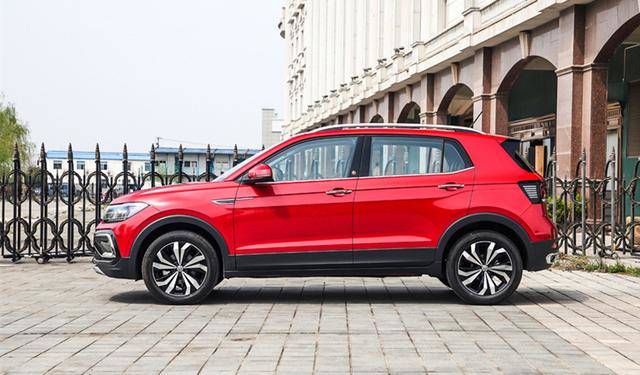 T-Cross后生可畏,2651mm 超长轴距,XRV力不从心