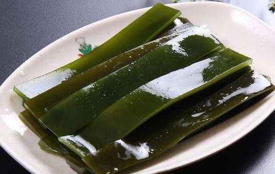 ◑ 这款万能菌菇酱,能拌面、能拌饭,水里加两勺立刻出高汤!不学可就亏惨喽~