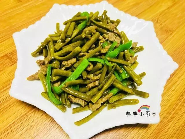 自制下饭咸菜做出来的6道家常菜,美味诱人,待客也拿得出手