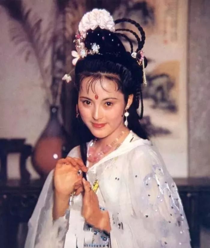 《聊斋志异》里《香玉》那一卷中,黄生对香玉诉衷心的一段就活用了"您