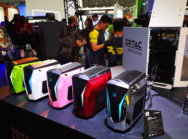 索泰送10万美元大奖 RTX 2080 Ti水冷显卡亮相Computex
