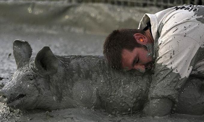 你在魔兽世界里都干过哪些游手好闲的事?脚男:挑名抓猪
