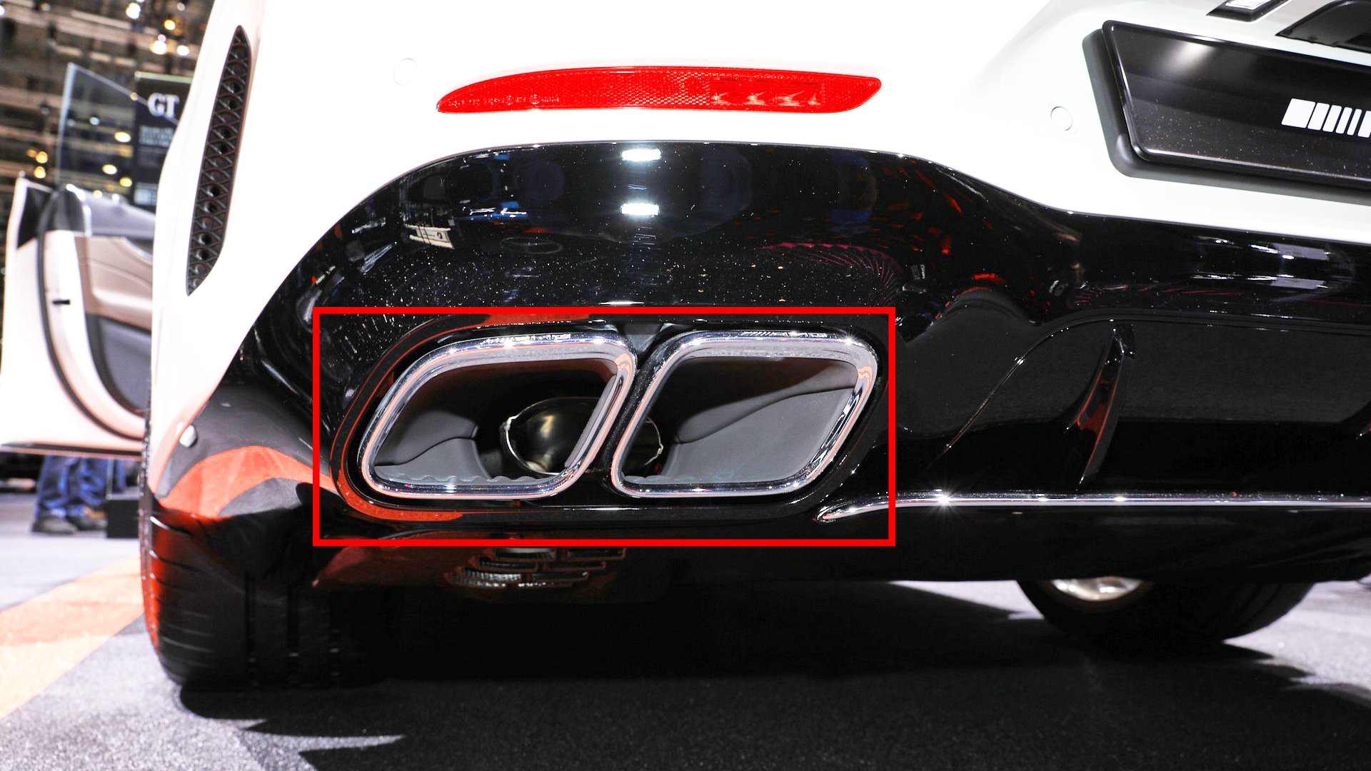 “假排气”为啥一夜之间变成了新车的标准配置？