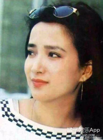 还记得演遍四大名著的古装女神吗？她长得真的好绝啊！
