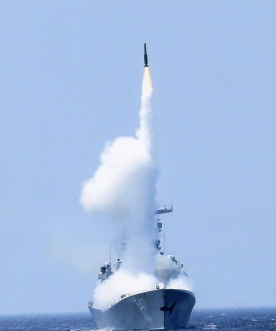 从辽宁舰编队再出西太看防空作战才能打开
