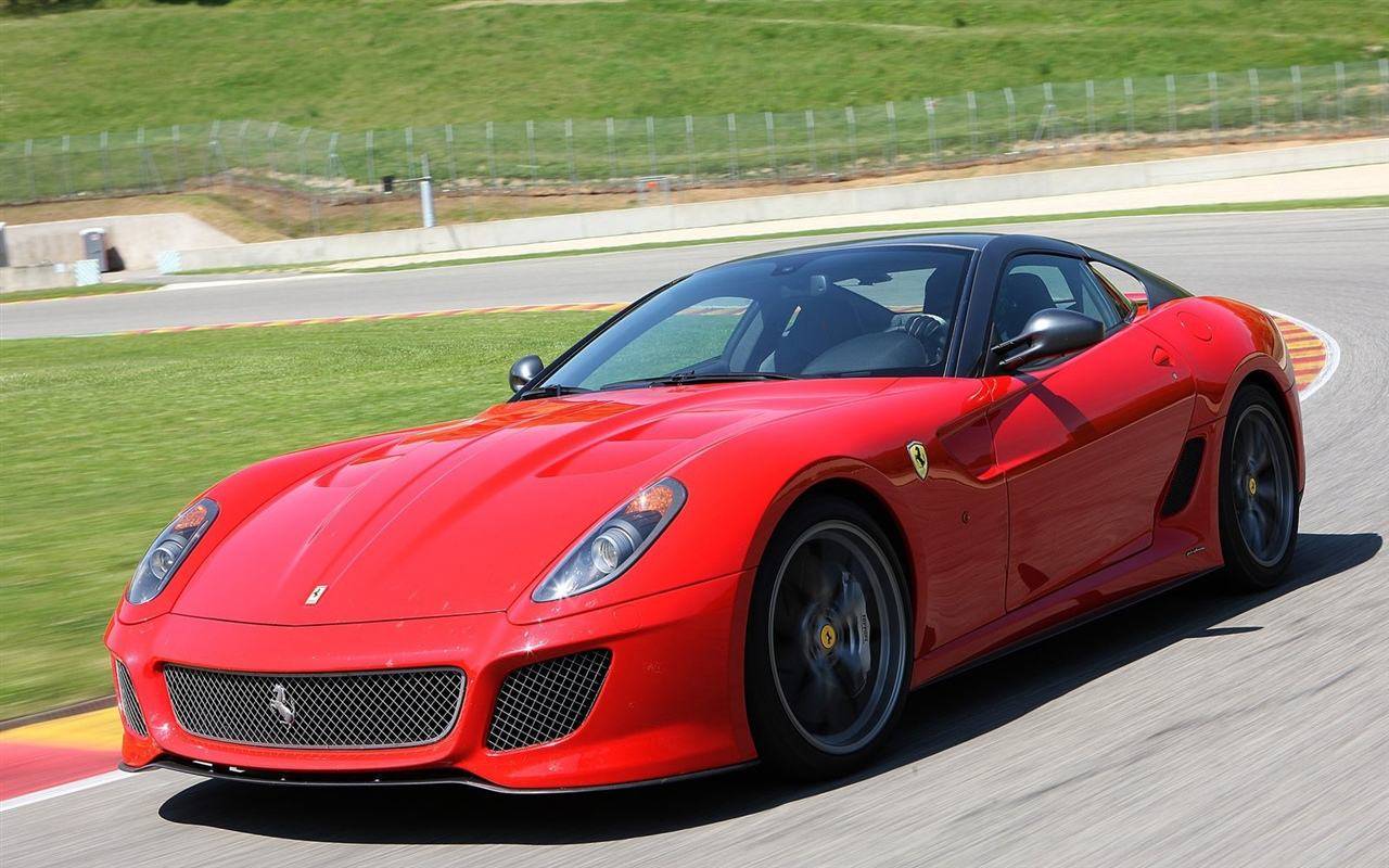 东莞法拍法拉利599，按废铁价起拍