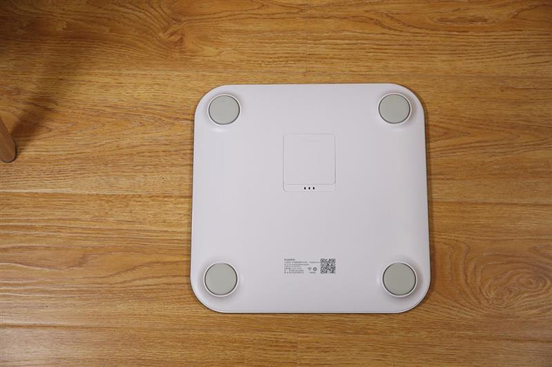称脂肪、测心率 华为智能体脂秤WiFi版评测：加量不加价的良心升级