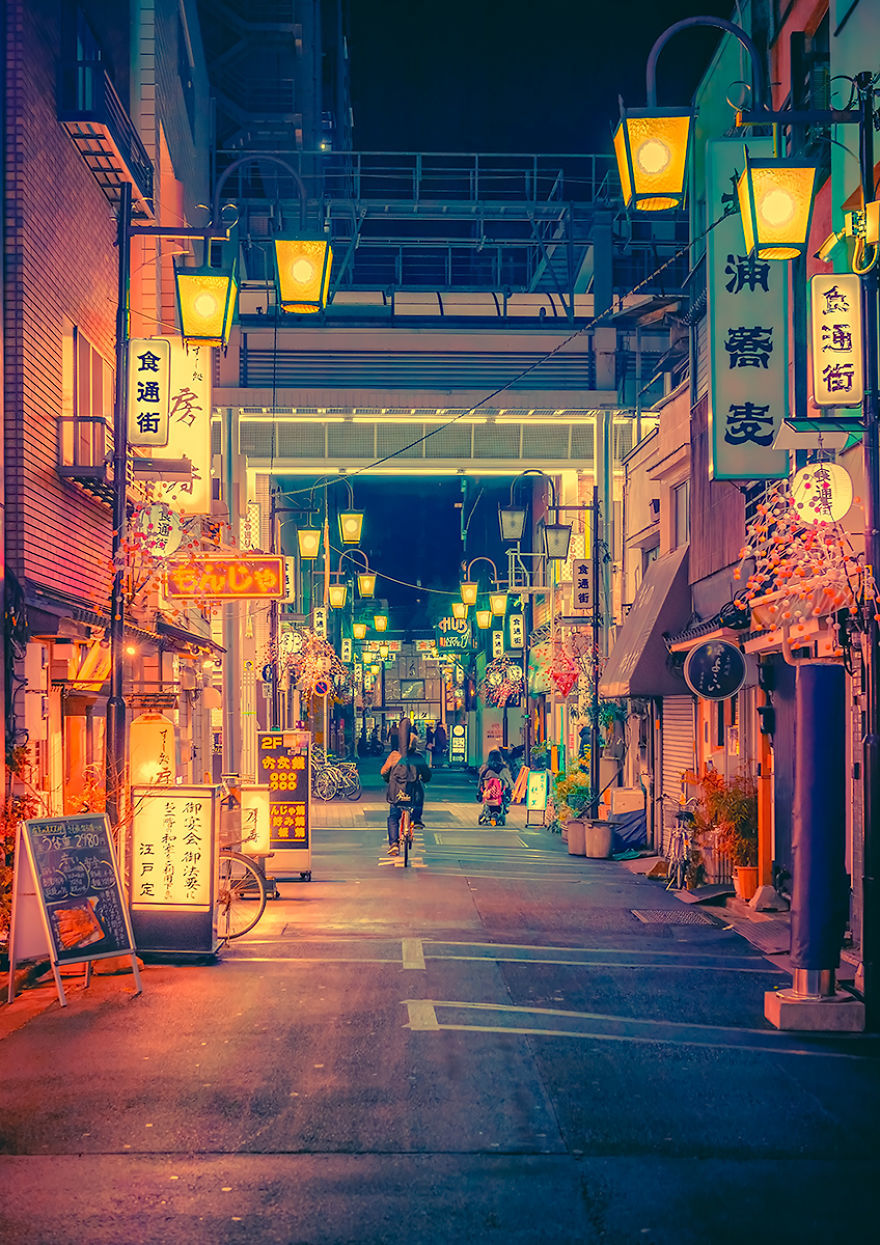 姹紫嫣红的夜之喧嚣 日本街头的瑰丽夜景