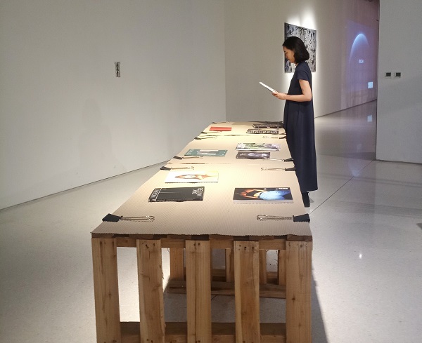 杂志展