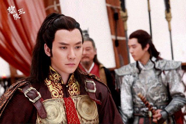 武将都长得满脸横肉吗?有一名将就生得俊美,上战场也要掩面