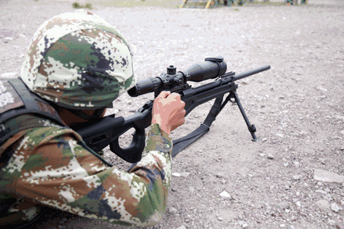 cs/lr4狙击步枪狙击步枪射击