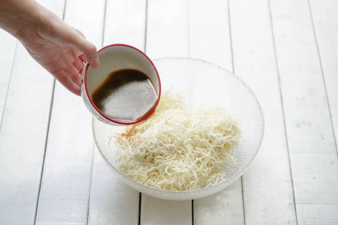 把面放到蒸笼里，15分钟后惊呆了……