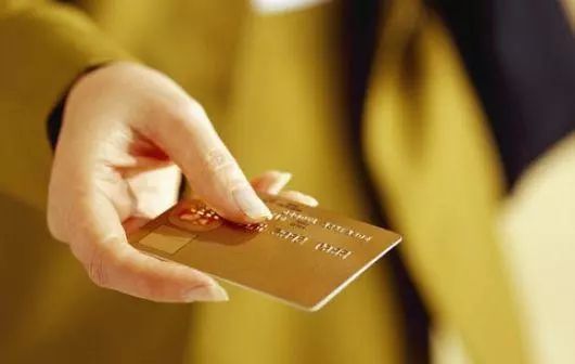 什么叫信用卡面签（15家银行信用卡的面签流程及注意事项）