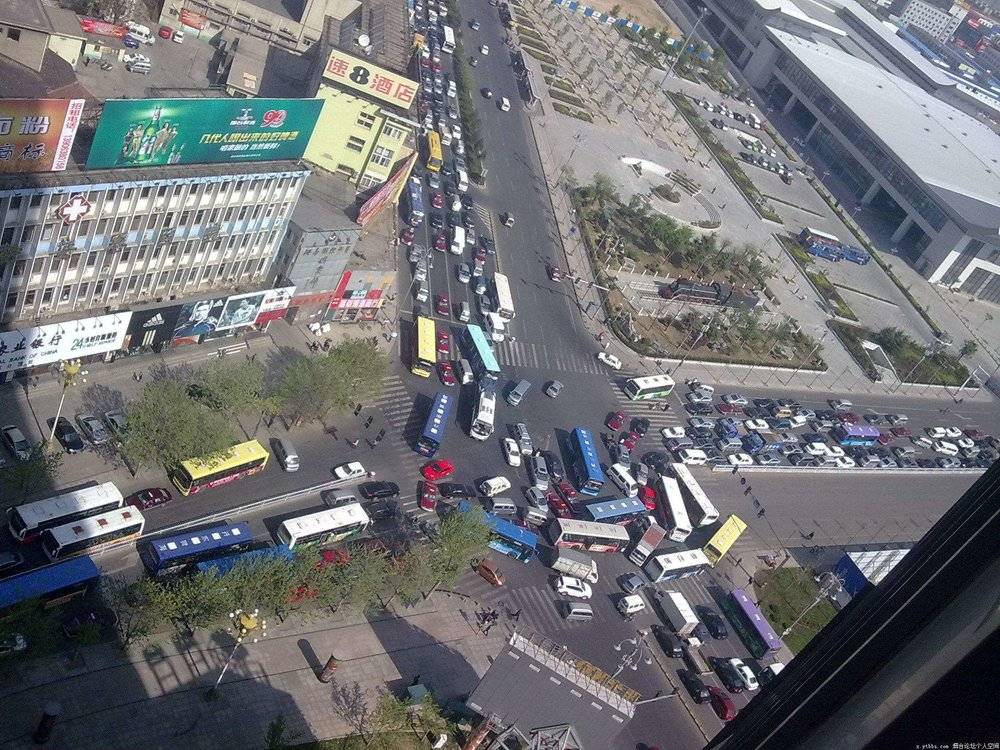 宝马无人车体验：把司机彻底干掉，有必要吗？