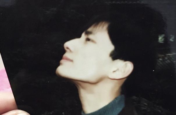 明星的神颜父母!女儿中学因颜值成名,爸爸好看得像韩剧男主