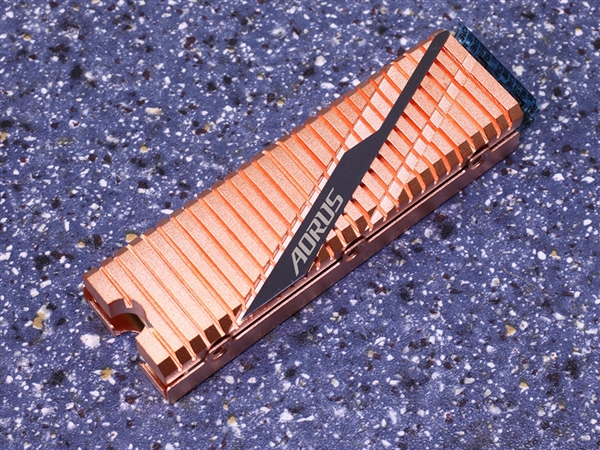 PCIe 4.0 SSD实际性能测试：仅仅提升1％ 未来可期