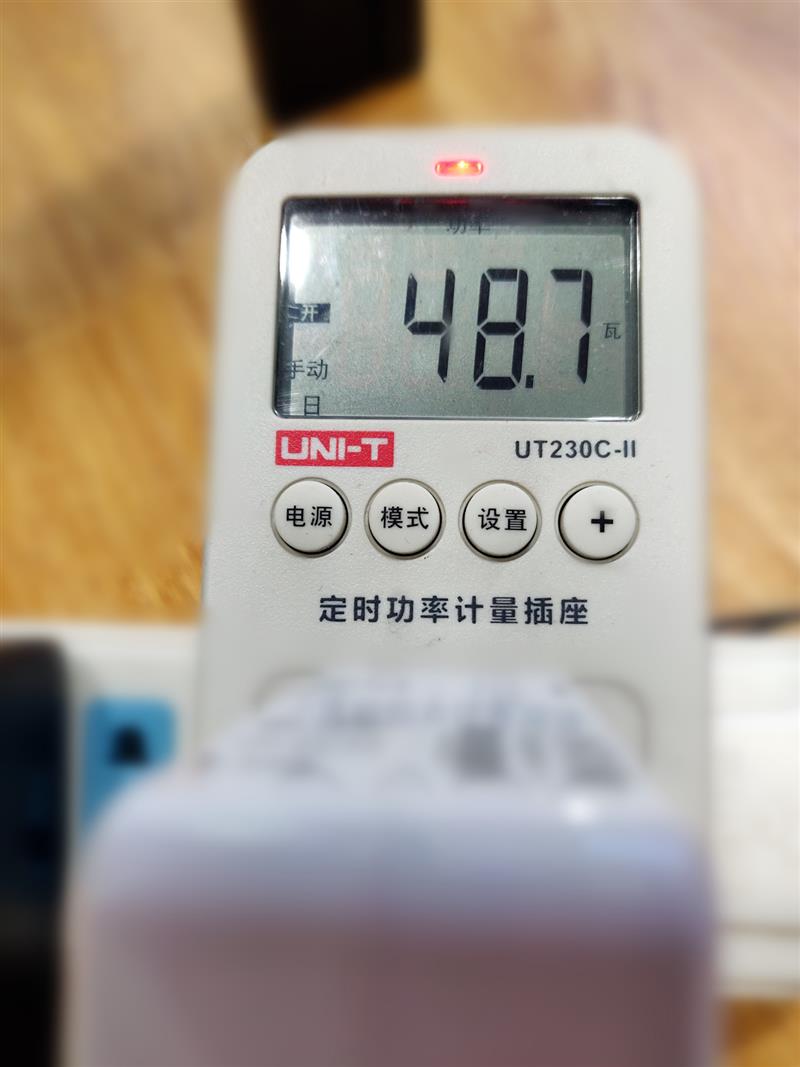 2499元建起家庭影院 当贝投影D1评测：双喇叭低音钢炮